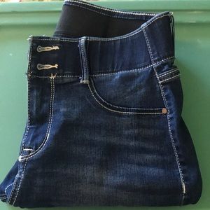 Apt. 9 straight jeans